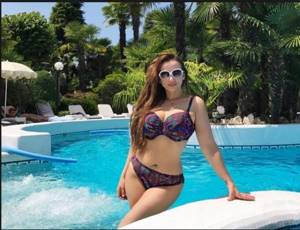 Anfisa Chekhova. Photos in a swimsuit without Photoshop, before and after weight loss, plastic surgery. Figure parameters, how to lose weight 