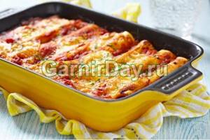 Appetizing pasta with minced meat