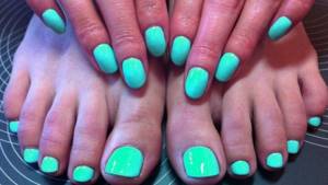 turquoise pedicure with manicure