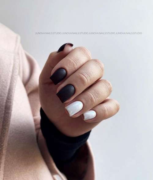 Black and white manicure classic