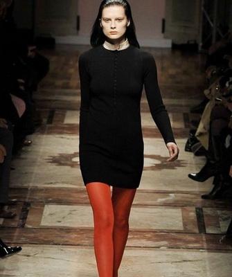 Colored tights: what and how to wear them correctly