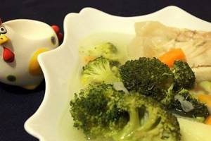 Dietary fish soup with broccoli - recipes