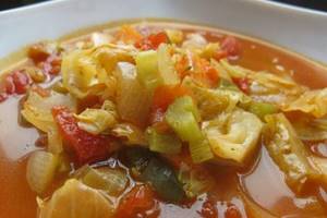 Diet soup with celery and canned tomatoes - recipes