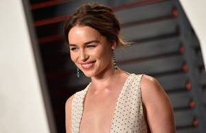 Emilia Clarke. Candid photos, hot in a swimsuit, figure, plastic surgery, biography 