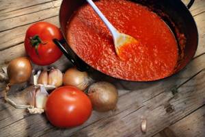 Photo of tomato paste sauce