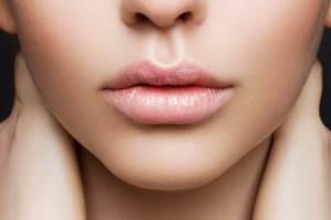 Women&#39;s lips