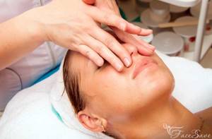 Chiroplastic facial massage: technique