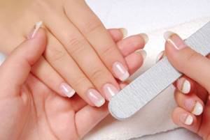 How to do a European manicure in beauty salons