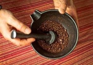 How to grind coffee