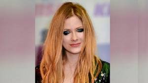 What Avril Lavigne looks like now