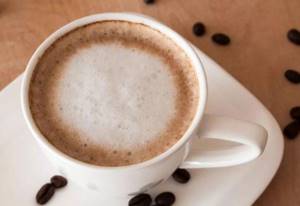 Кофе с молоком - влияние на организм, рецепты, варианты