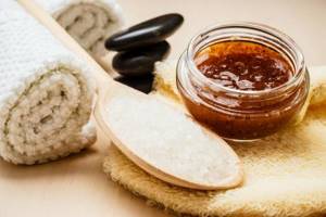 Coffee scrub with honey. The benefits of coffee and honey scrub and the effectiveness of the combination 