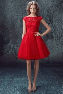 Коктейльное красное платье