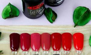red pedicure polishes