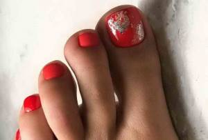 red and silver pedicure