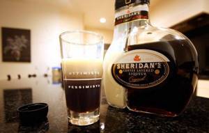 Sheridans coffee liqueur two-layer how to drink