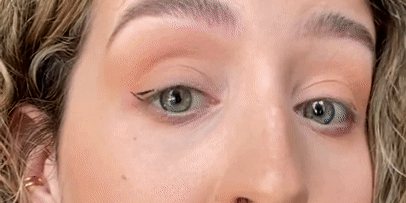 Makeup for round eyes