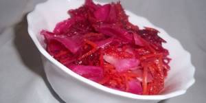 Korean pickled cabbage with beets