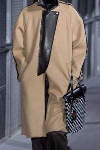 Fashionable flat folder bags Louis Vuitton