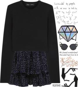 Модный лук 2021 черное короткое платье с длинными рукавами и низом в горошек.