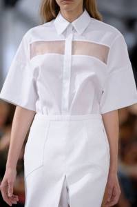 Модный образ с белой блузкой и белой юбкой