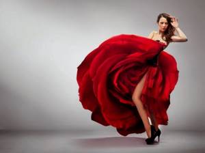 Обувь под красное платье зависит от многих нюансов