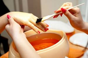 Paraffin therapy for hands