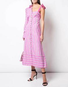 Stripes: fashionable print 2021 in our wardrobe photo trends