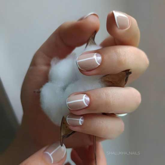 Transparent holes manicure