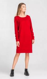 Прямое красное платье
