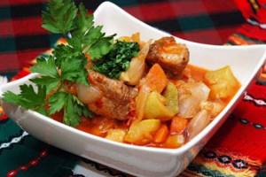 Vegetable stew with pork - recipes