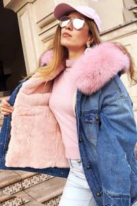 what to wear with a denim jacket with fur in the fall