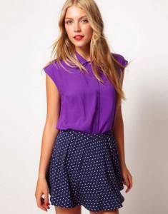 what does blue go with in women’s clothes photo: with purple