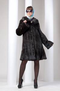 Knee-length mink fur coat