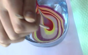mixing varnish with water