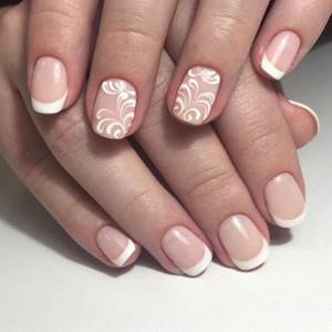 Combination of different manicures on wide nails