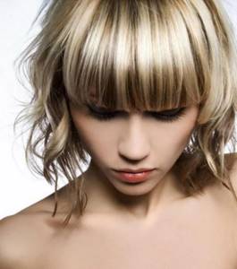Do you have thin hair? Highlighting will visually increase their number! 