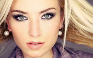 evening makeup for gray-green eyes blonde