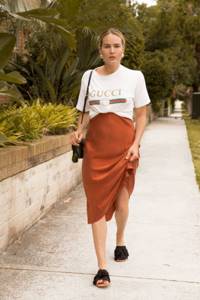 skirt with t-shirt