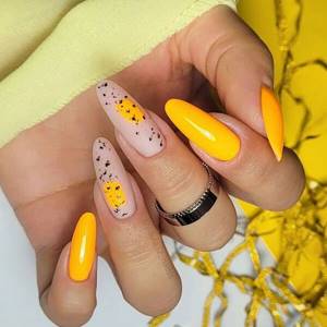 yellow manicure